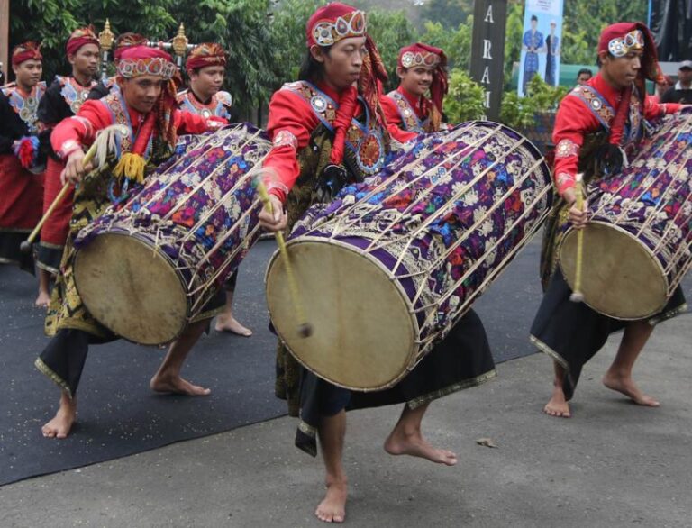Alat Musik Tradisional Nusa Tenggara Barat